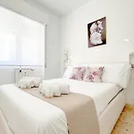 Apartment Elegant House - Centro - 400mt Dal Mare Ventimiglia