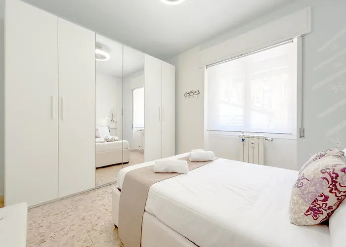 Elegant House - Centro - 400mt Dal Mare Ventimiglia